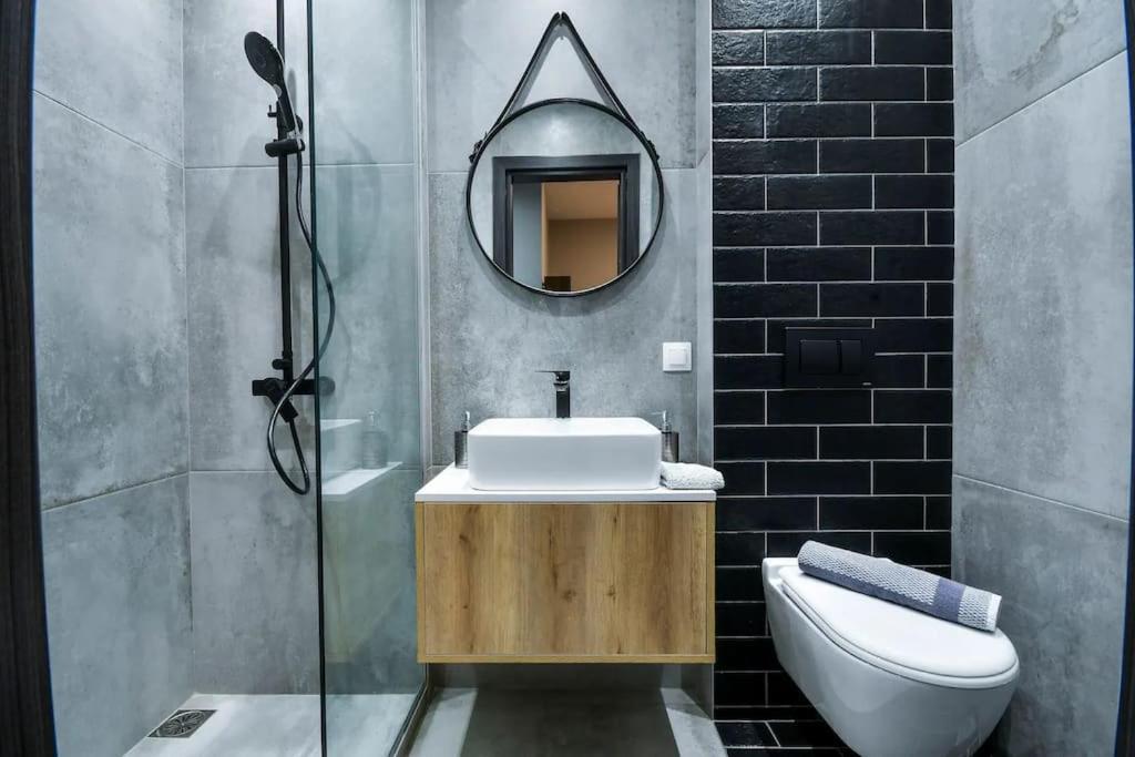 סלוניקי Ophelia Luxurious Suite #Tifhelexpo מראה חיצוני תמונה